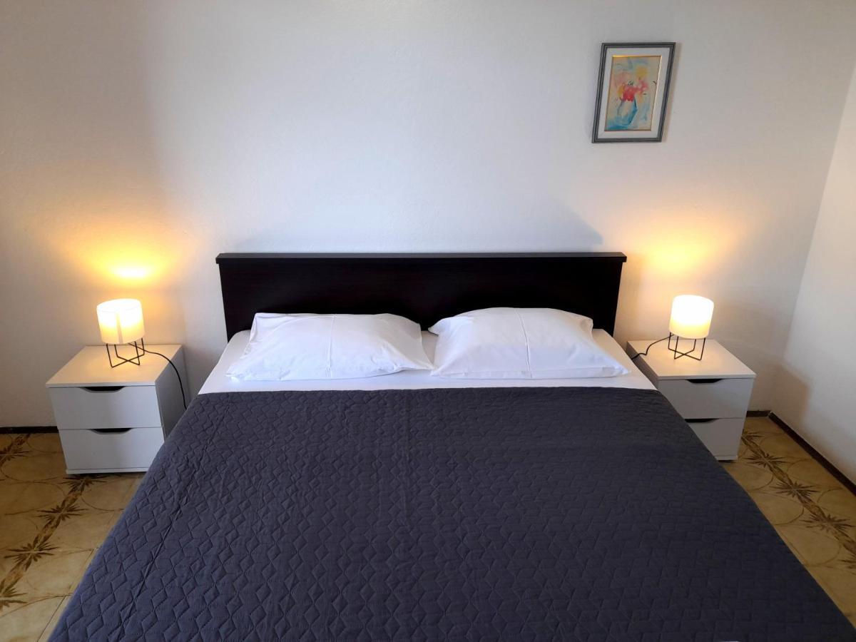 Apartment Mima With Sea View Drage Exterior foto